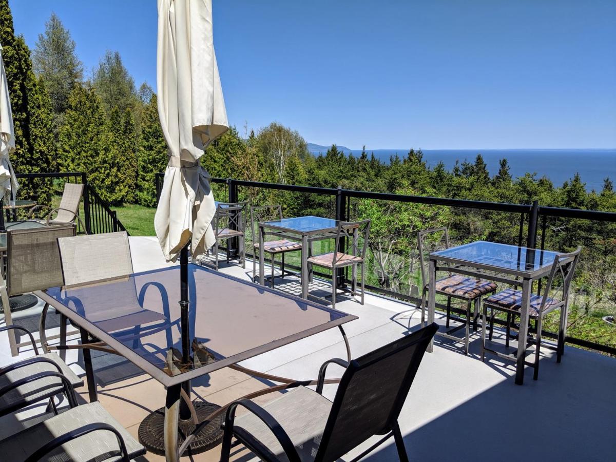Le Manoir Hortensia Saint-Irenee Exterior foto
